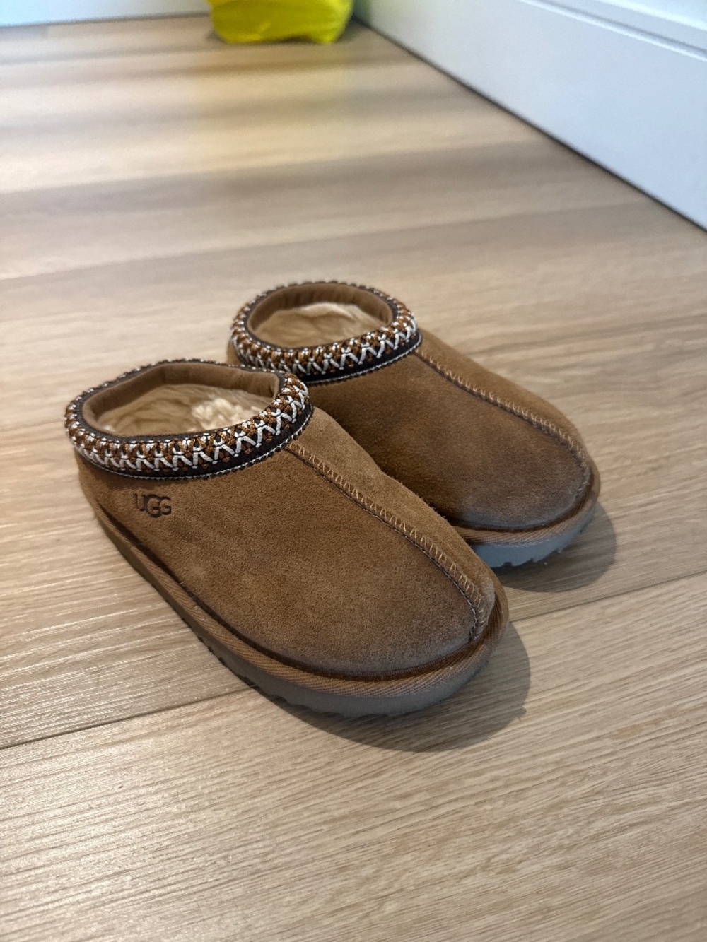 UGG kids shoe